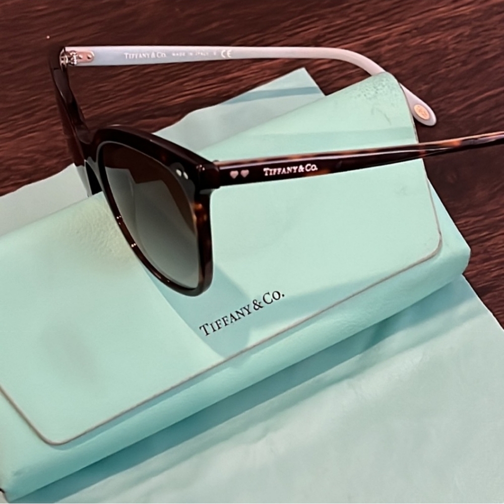 Tiffany Sunglasses with Hearts - Picture 2 of 5